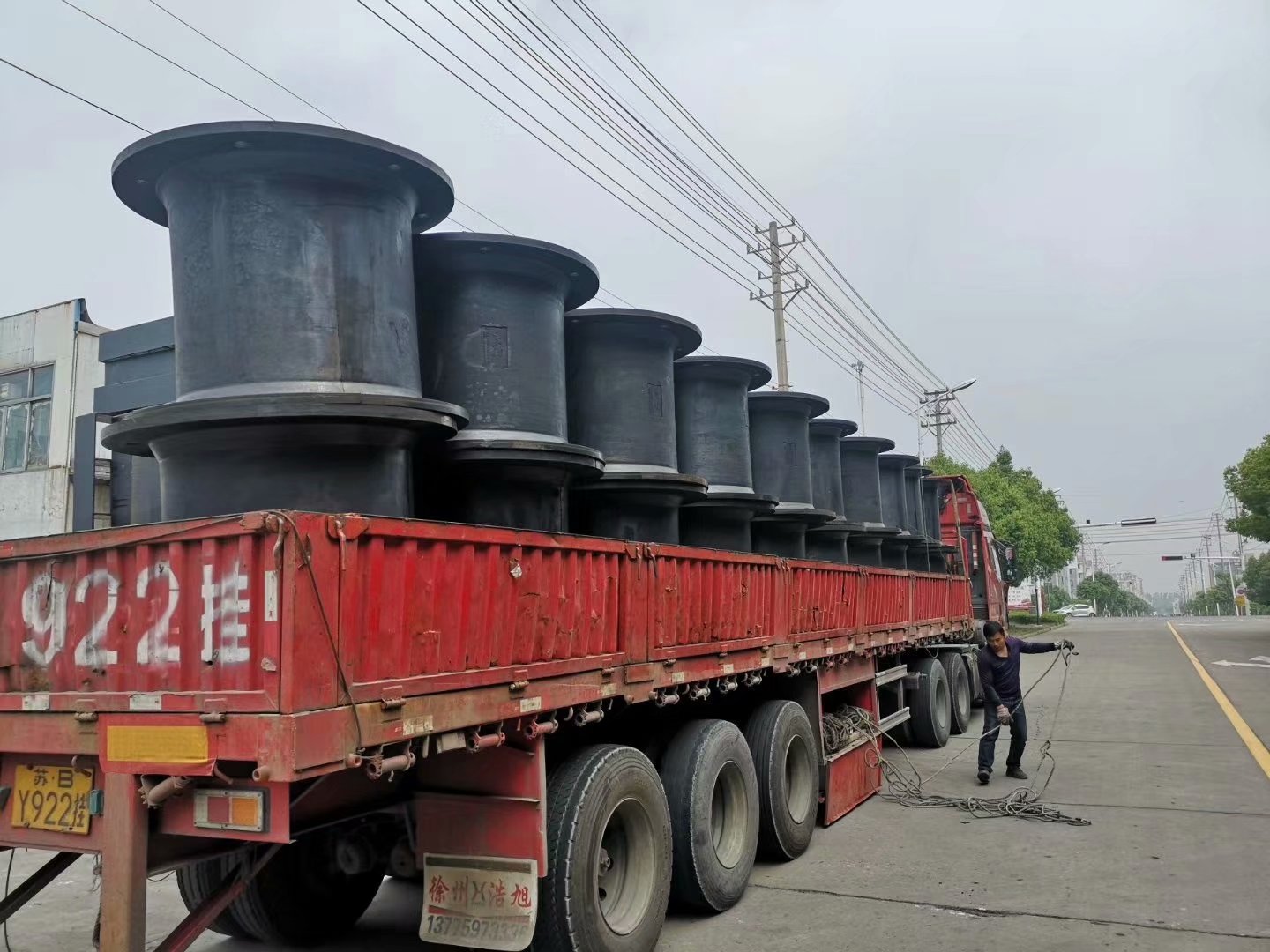 SC鼓型橡膠護(hù)舷